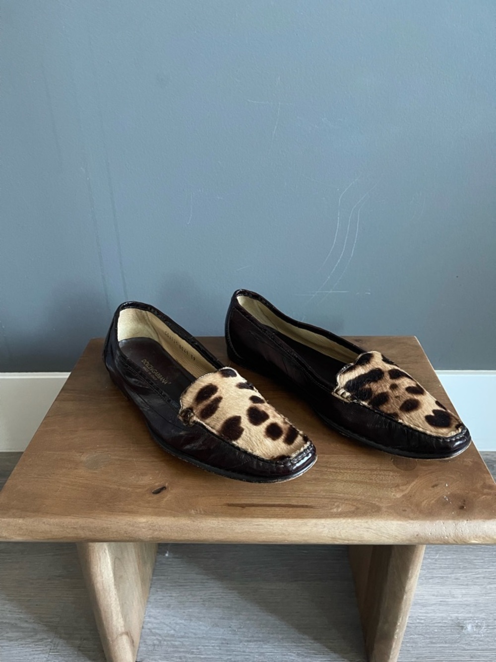 Dolce Gabbana Pony Hair Leopard Loafers Oxblood Leather Italy 39 Heritage Preppy